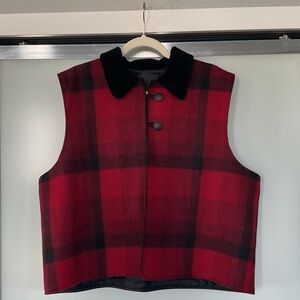Women’s Red Plaid Wool Vest size L/Xl